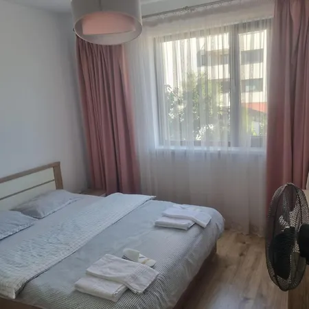 Greenfield Baneasa Airport Therme Apartman Bukarest